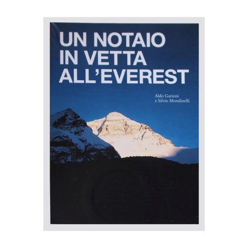 Un notaio in vetta all everest Mani per il Nepal