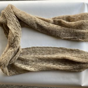 Sciarpe/stole in fibra d`ortica lavorata a maglia, diverse trame cm 200 x cm 40 ca